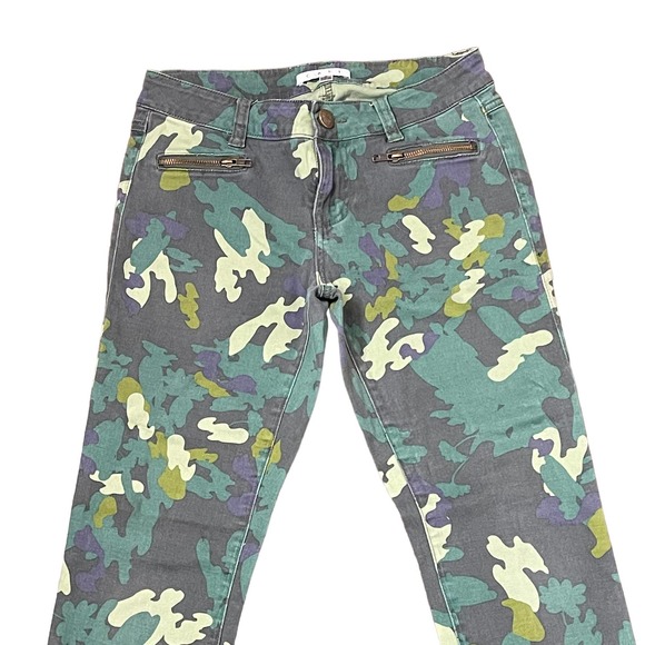 CAbi Jegging Size 2 Camo Pattern Denim Womens Style #766 Stretch Zip Ankle 28X28 - Picture 2 of 8